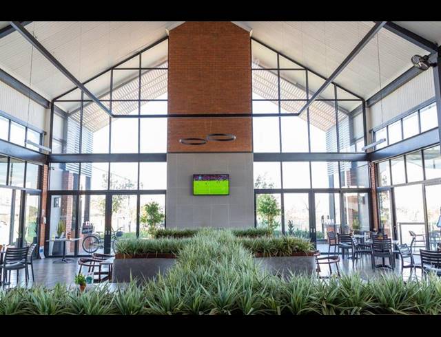 1 BEDROOM APARTMENT FOR SALE IN WITFIELD